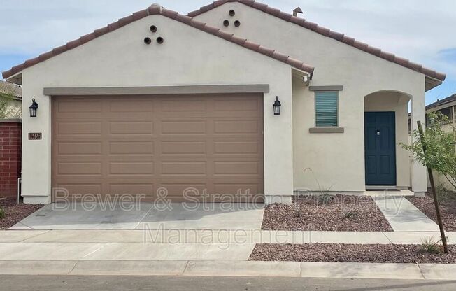 3 beds, 2 baths, 1,465 sqft, $1,995