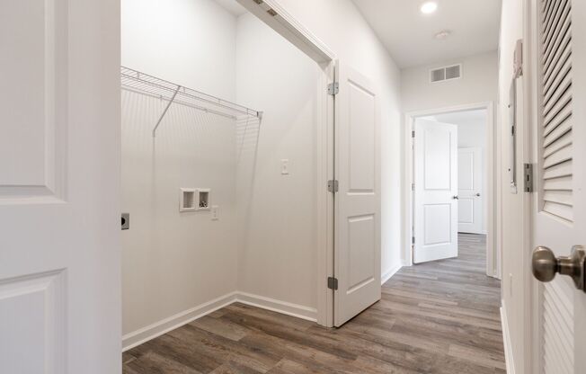 2 beds, 2 baths, 1,025 sqft, $1,285, Unit H104