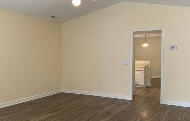 3 Bedroom 2 Bath House Available on Hillsdale Drive