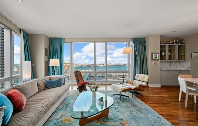 2 beds, 2.5 baths, 1,564 sqft, $9,500, Unit 18G