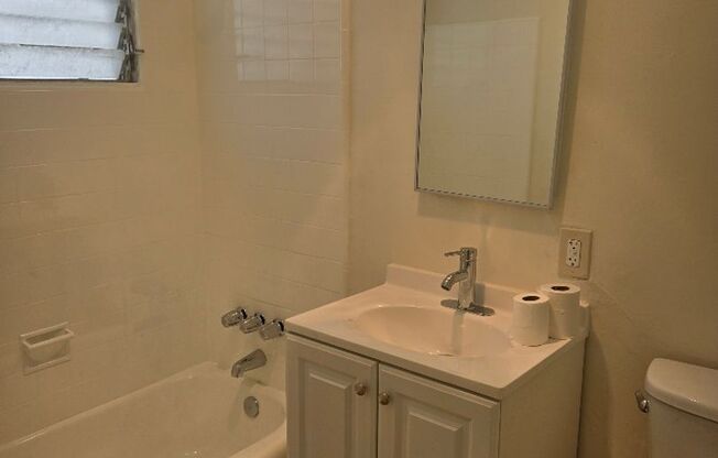 1 bed, 1 bath, 680 sqft, $1,575, Unit 7232-1