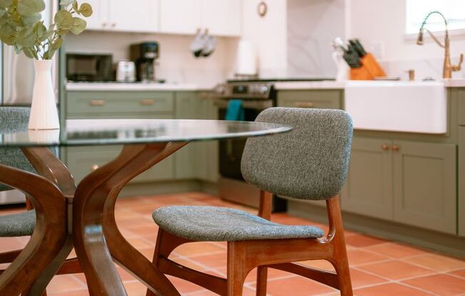 Contemporary New home in Monrovia