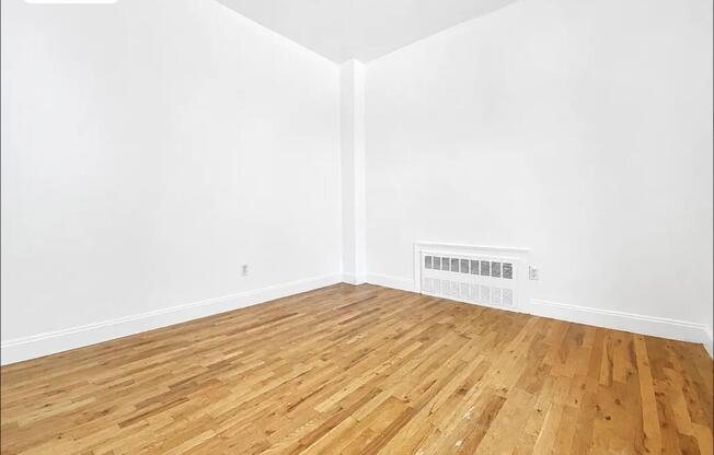 469 W 153 ST