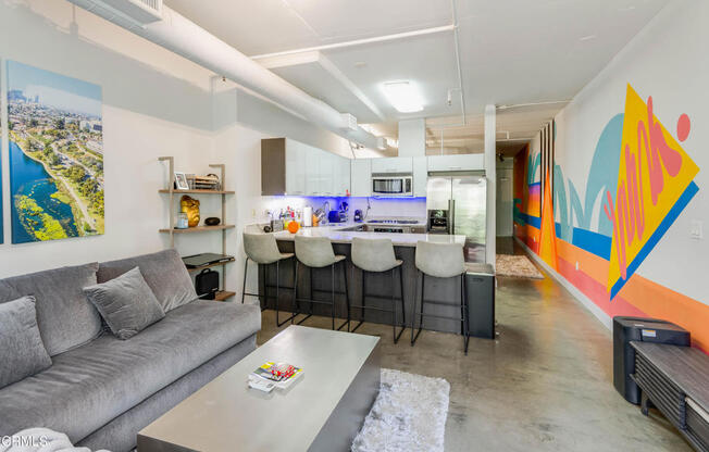 1 bed, 1 bath, 672 sqft, $2,300, Unit 221