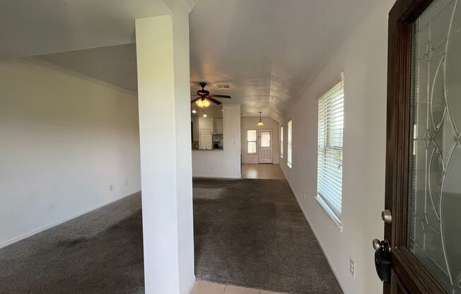 3 beds, 2 baths, $2,100