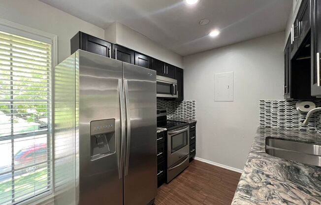 Ridglea4004 #203 ***MAINTENANCE-HOA***