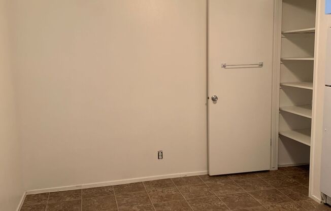 2 beds, 1 bath, 950 sqft, $1,195, Unit 10A