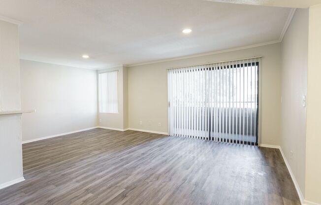 2 beds, 2 baths, 895 sqft, $1,998, Unit 108