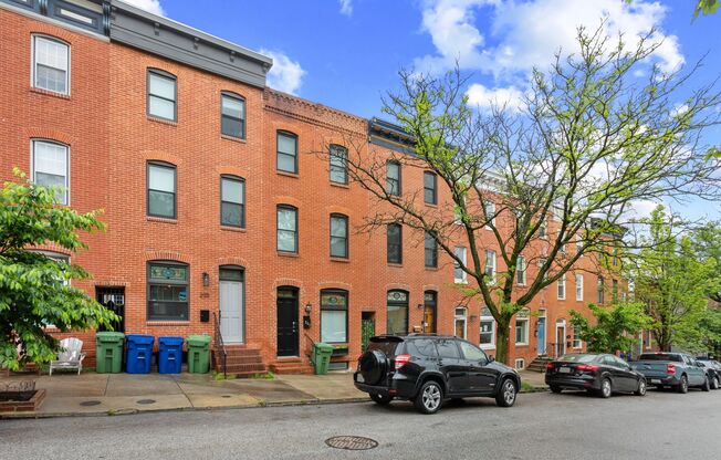 Upper Fells Point Townhouse - 3+ Bedrooms, 4 Bathrooms