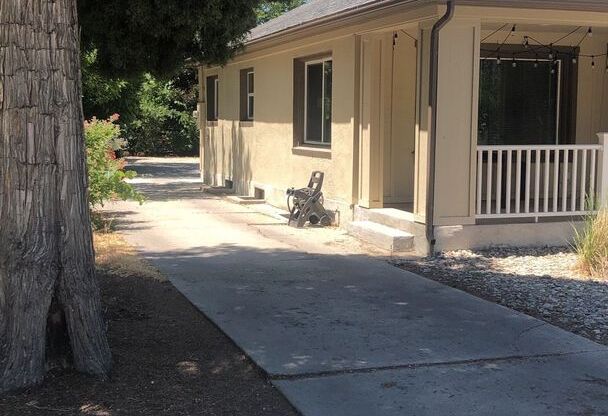 LOVELY HOME FOR RENT IN PROVO!!