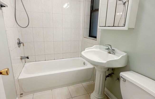 Studio, 1 bath, 355 sqft, $1,550, Unit 4606-1A