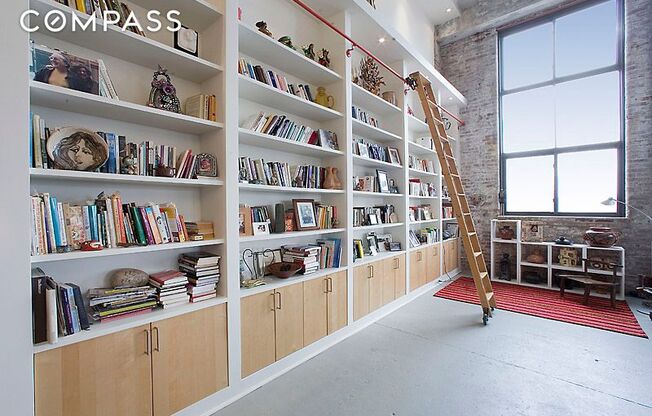 330 WYTHE AVE