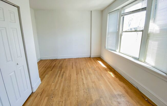 2 beds, 1 bath, 800 sqft, $2,050, Unit 5102-3