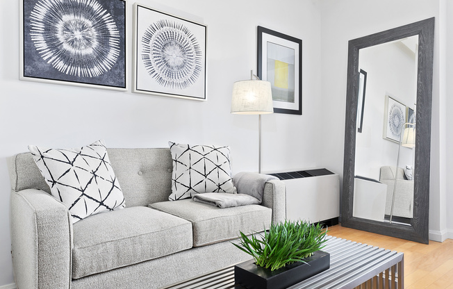 Studio, 1 bath, $3,600, Unit 36G