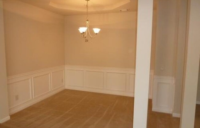 Bright & Spacious 3-Bedroom Townhome in Gated Community – Prime Lawrenceville Location