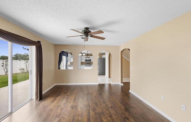 4657 WILLAMETTE CIR