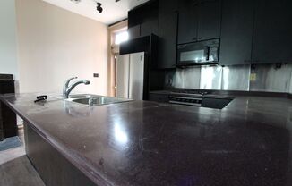2 beds, 2 baths, 1,800 sqft, $1,620, Unit 3rd Floor