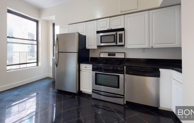 204 W 108 ST