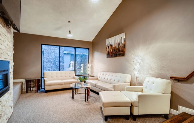 Vistas at Plum Creek | Castle Rock Apartments | Clubhouse