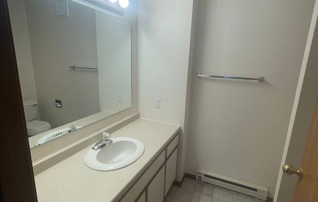 2 beds, 2 baths, 1,050 sqft, $1,260, Unit 110