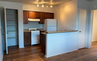 1 bed, 1 bath, 480 sqft, $825, Unit Unit 202