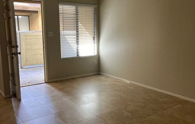 2 beds, 2 baths, 900 sqft, $1,675, Unit 817-48