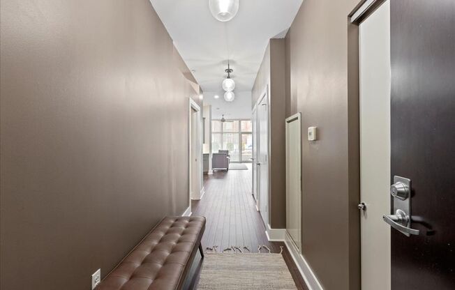1 bed, 1 bath, 850 sqft, $2,300, Unit North Euclid Ave 9 #441