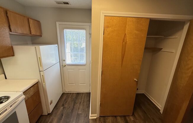 2 bd 1.5 bath Townhouse