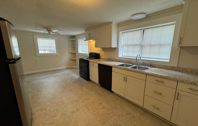 2 beds, 1 bath, $1,325, Unit 2187