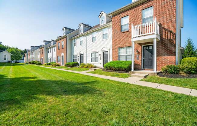 the residences at city center  leasing office buildings and lawns