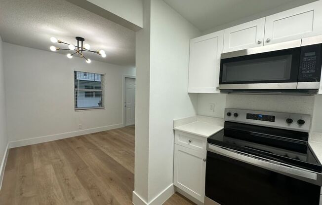1 bed, 1 bath, $1,695, Unit 9
