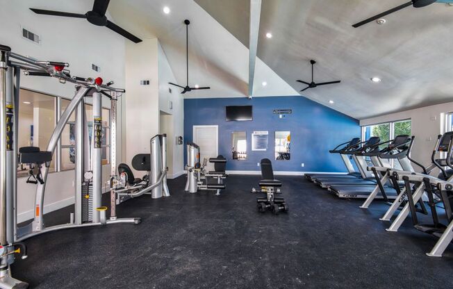 the gym at the flats at big tex apartments