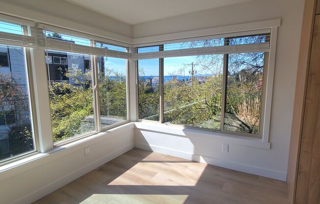 2 beds, 1 bath, 812 sqft, $3,050, Unit 101