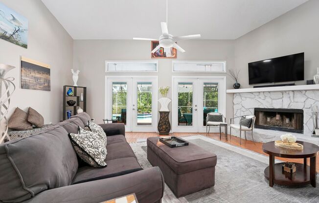 ** STUNNING 4 BEDROOM 2 FULL BATH/ 2 HALF BATH HOME WITH A PRIVATE POOL LOCATED JUST MINUTES FROM NOKOMIS BEACH! **