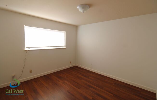 2 beds, 1 bath, $2,495, Unit 4