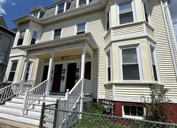 11 GLENWOOD AVE