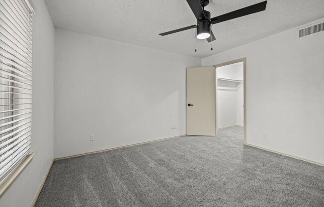 3 beds, 2 baths, 1,123 sqft, $1,600, Unit F-04