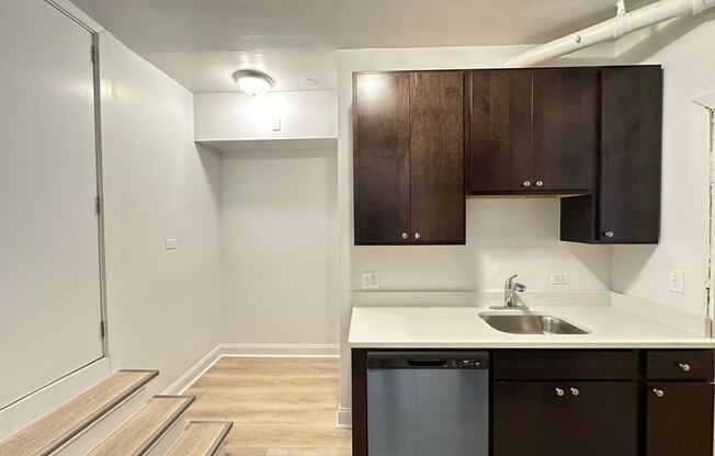 2328 SPAULDING
