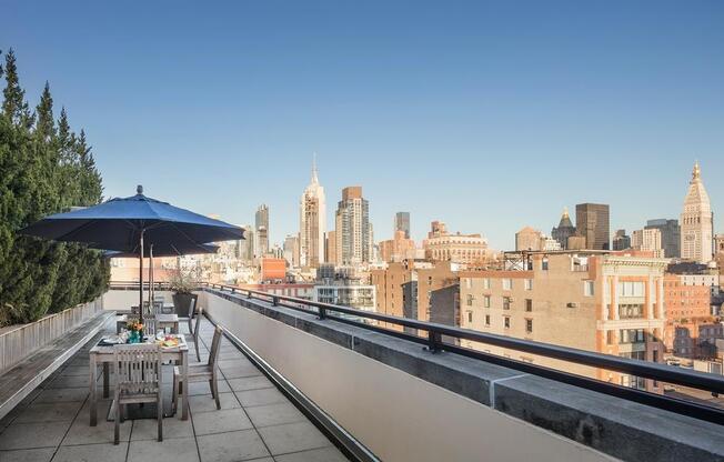 1 bed, 1.5 baths, $7,675, Unit 11M
