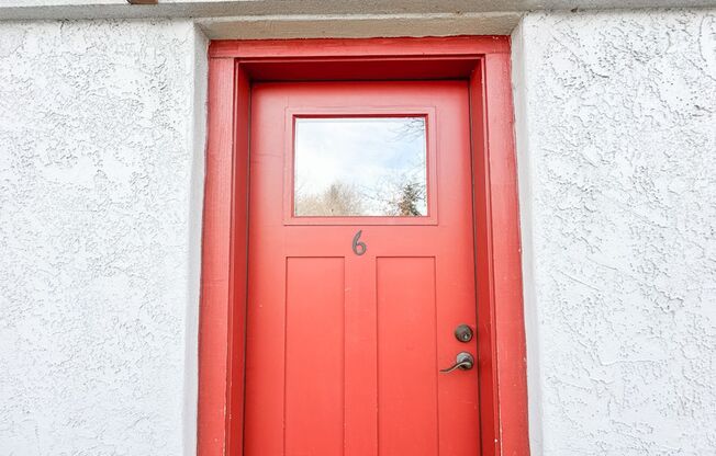 1 bed, 1 bath, 690 sqft, $1,200, Unit Cap6