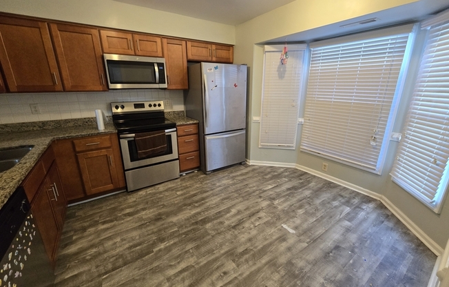 166 MAJESTIC CIR