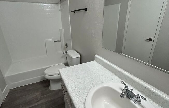 2 beds, 2 baths, 1,120 sqft, $1,250, Unit 215M