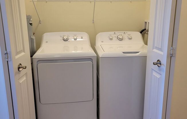 Studio, 1 bath, 579 sqft, $1,325, Unit SU110207