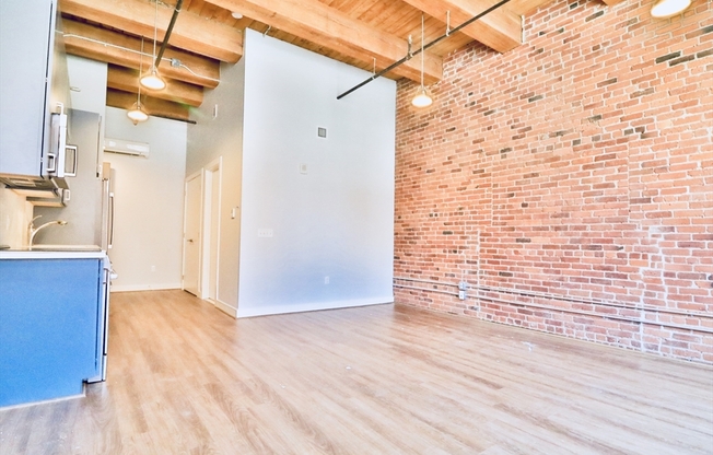 63 Melcher St.