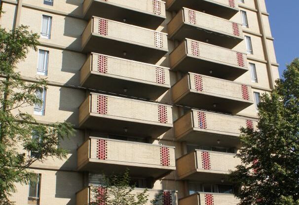 Penn VII Apartments