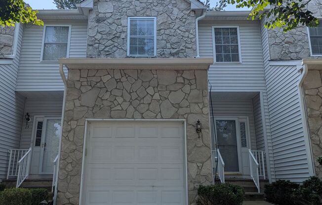 14 SAND HL CT
