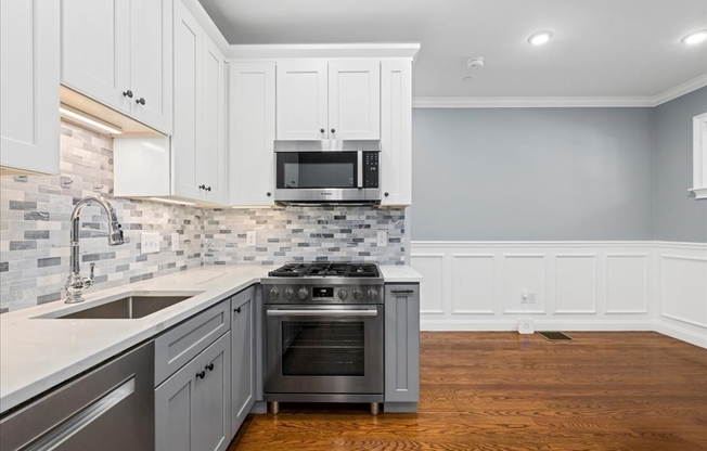 104 BEACON