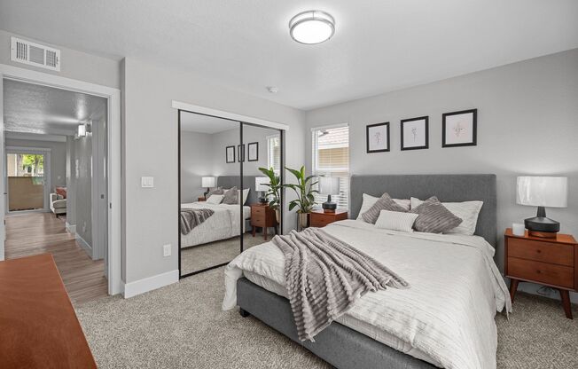 1 bed, 1 bath, 708 sqft, $1,725, Unit 142