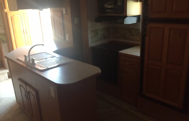 15908 AWALT DR