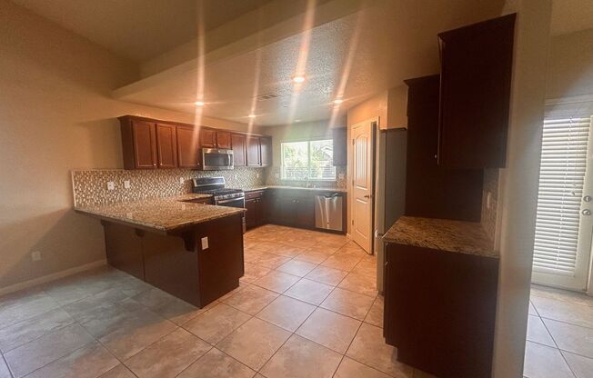 Beautiful home for rent in Tulare, CA!